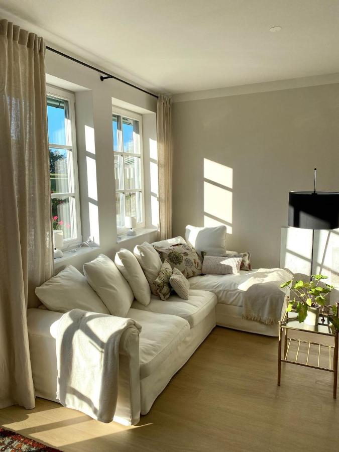 Appartement HIMMEL&Höllerl Fuerstenfeld Extérieur photo